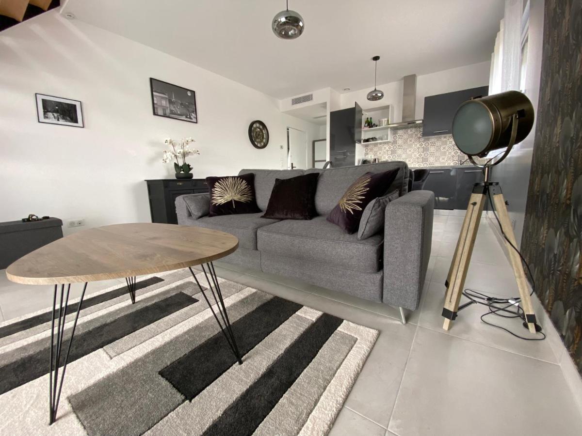 La Villa Perchee Calme, Sauna, Parking Prive Saint-Prix  Екстериор снимка