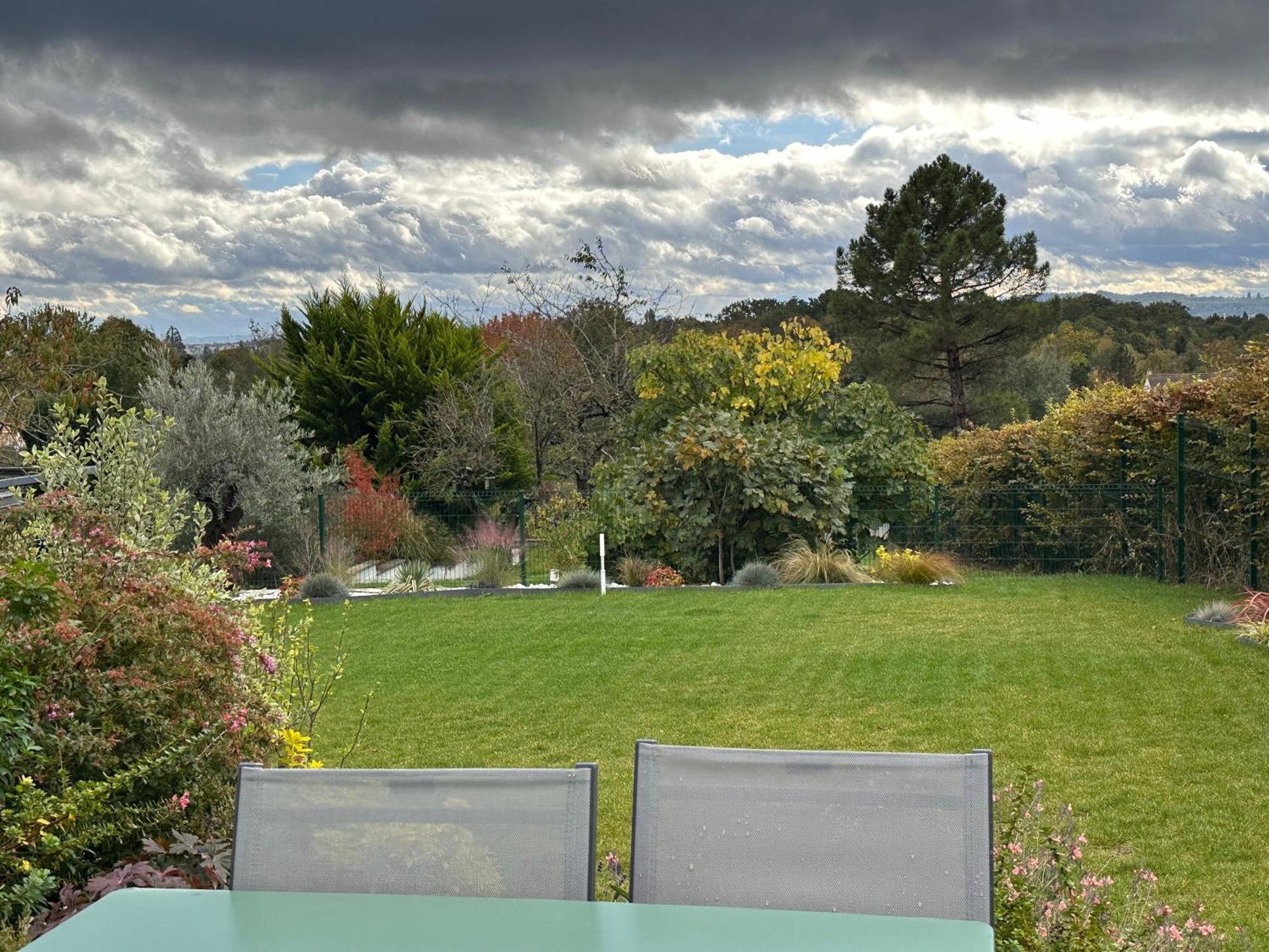 La Villa Perchee Calme, Sauna, Parking Prive Saint-Prix  Екстериор снимка
