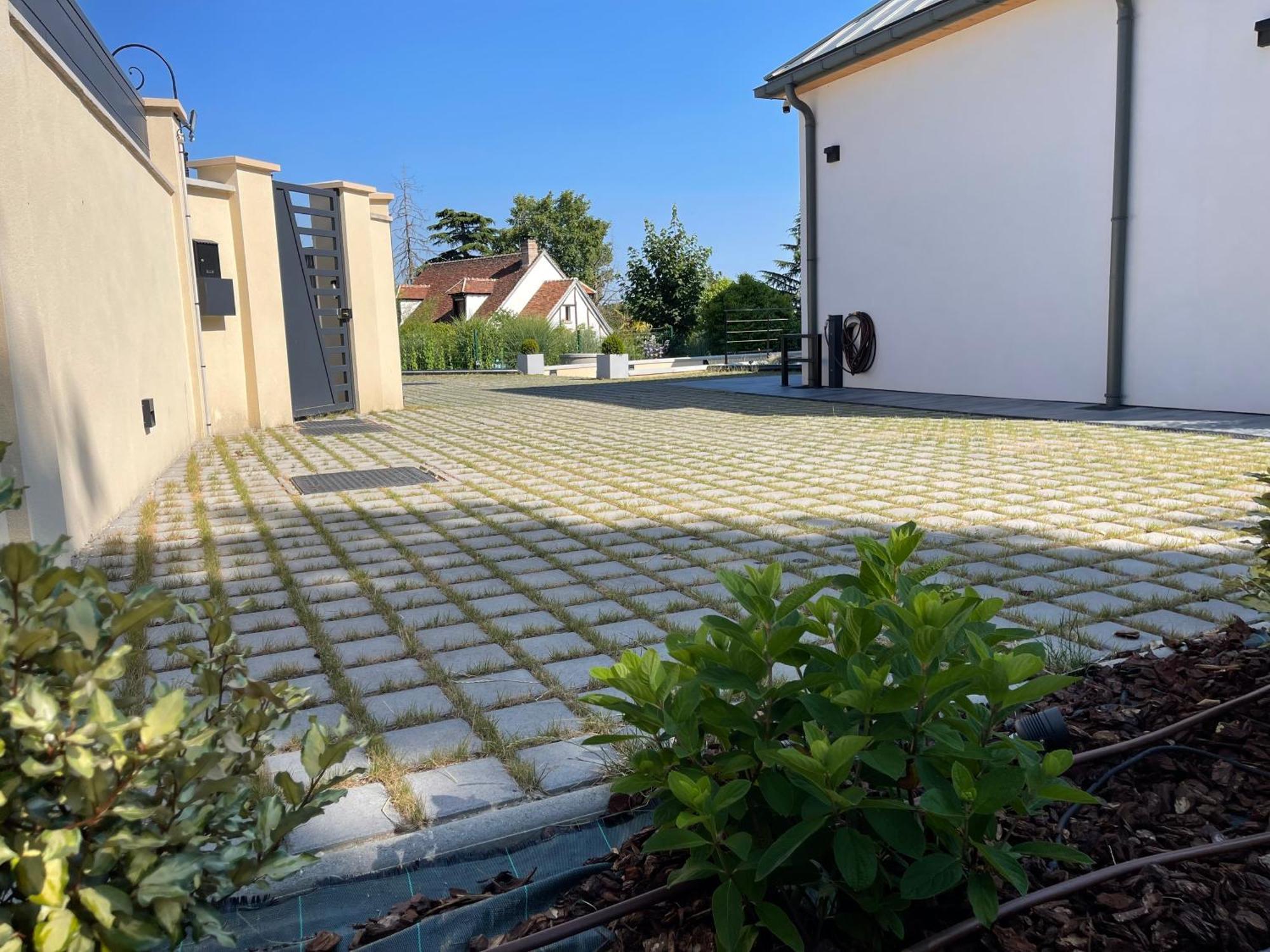 La Villa Perchee Calme, Sauna, Parking Prive Saint-Prix  Екстериор снимка
