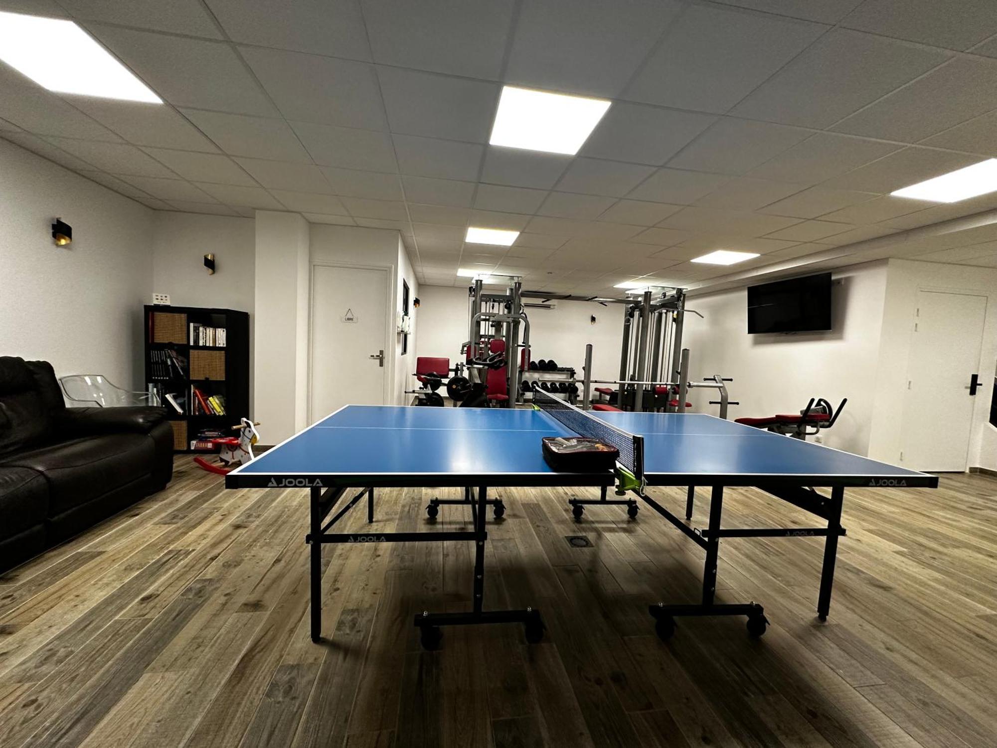 La Villa Perchee Calme, Sauna, Parking Prive Saint-Prix  Екстериор снимка